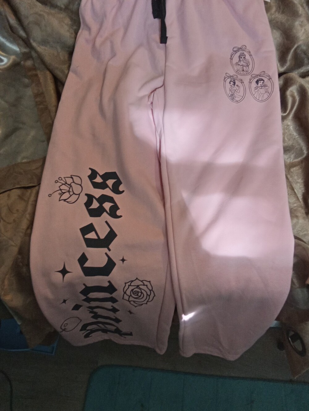 #035 Pink Graphic Women's Princess Sweatpants